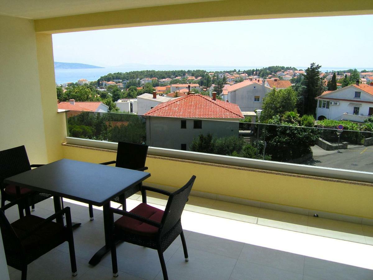Apartmani Krajinovic Krk Town Eksteriør billede