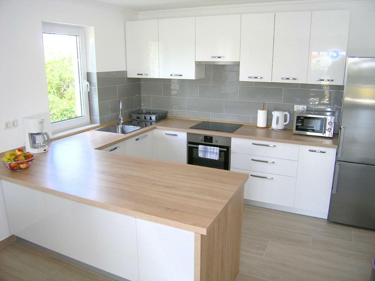 Apartmani Krajinovic Krk Town Eksteriør billede