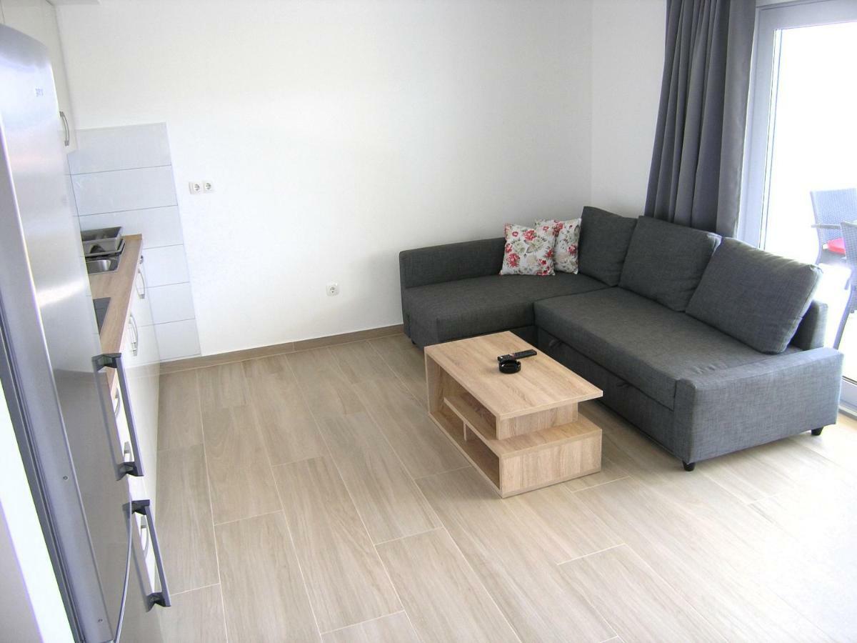 Apartmani Krajinovic Krk Town Eksteriør billede